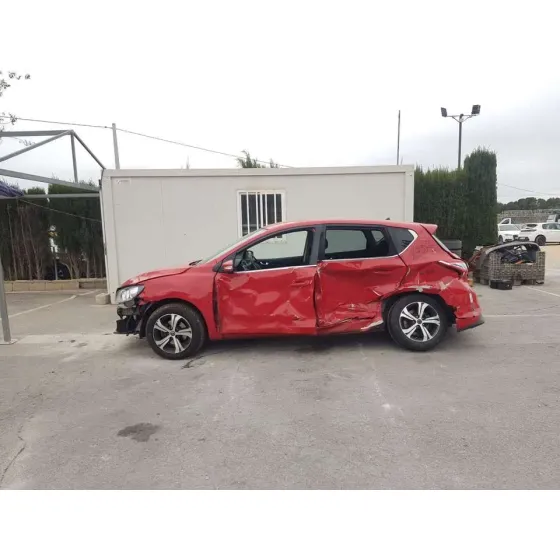 NISSAN PULSAR (C13) '2016 ACENTA ROJO