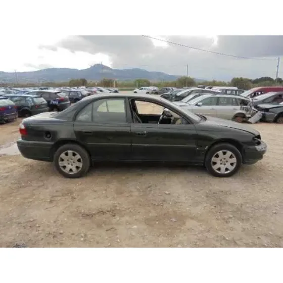 OPEL OMEGA B '2001 ELEGANCE BERLINA VERDE