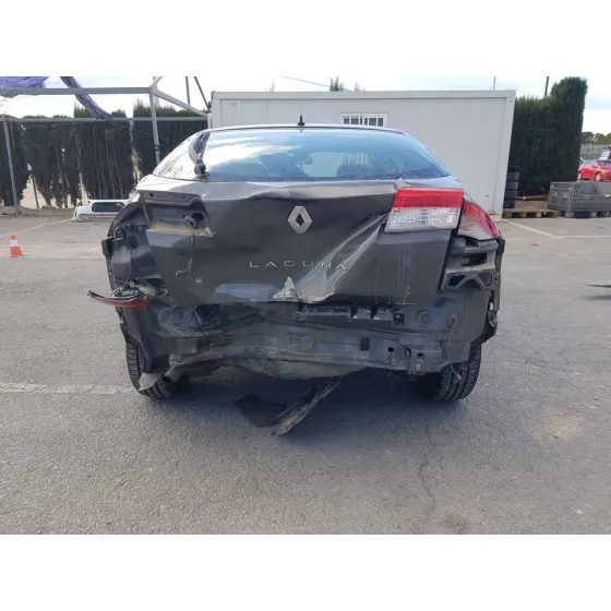 RENAULT LAGUNA III '2010 DYNAMIQUE TOMTOM BEIG OSCURO