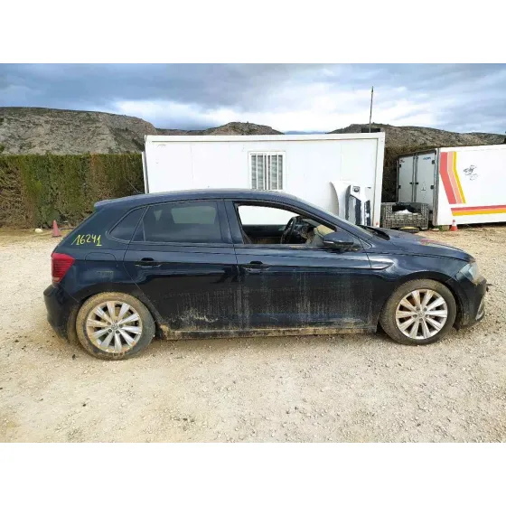 VOLKSWAGEN POLO '2017 SPORT NEGRO