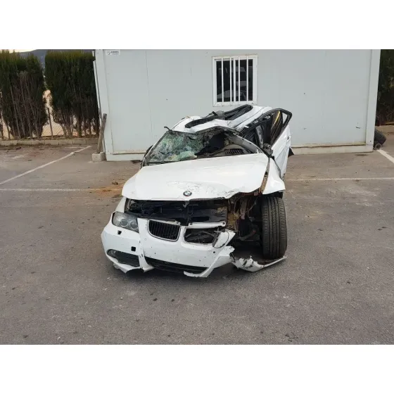 BMW SERIE 3 BERLINA (E90) '2008 320D BLANCO