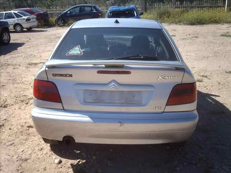 CITROEN XSARA BERLINA '2001 2.0 HDICHRONO (66KW) GRIS