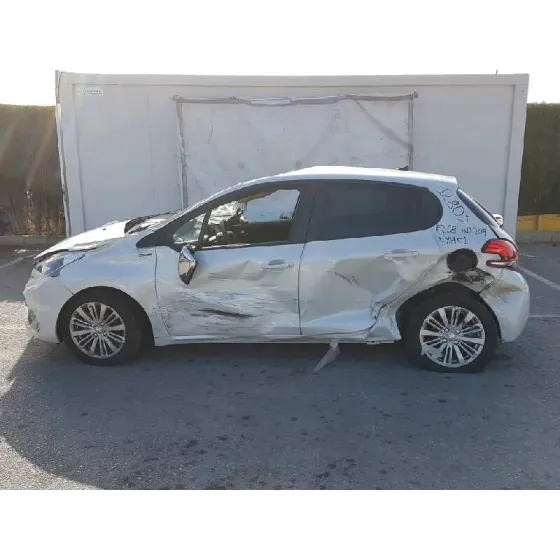 PEUGEOT 208 '2019 1.6 E-HDI FAP BLANCO