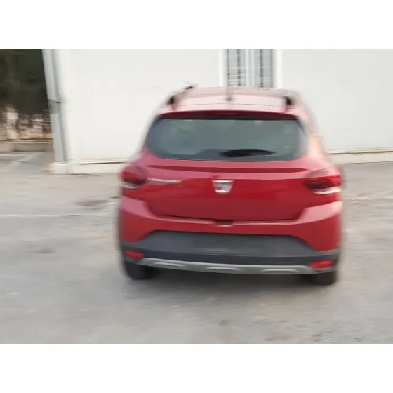 DACIA SANDERO '2021 STEPWAY ROJO