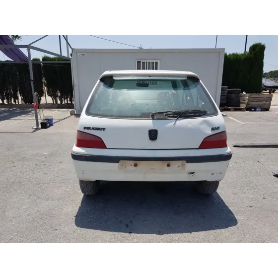 PEUGEOT 106 (S2) '1999 MAX D BLANCO