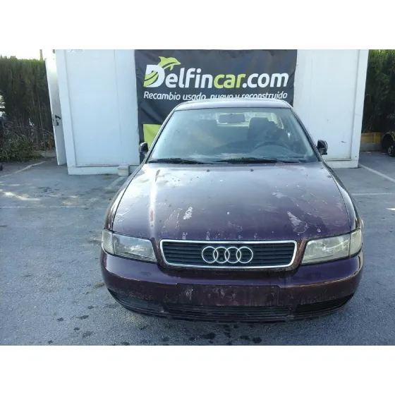 AUDI A4 BERLINA (B5) '1997 1.9 TDI ROJO
