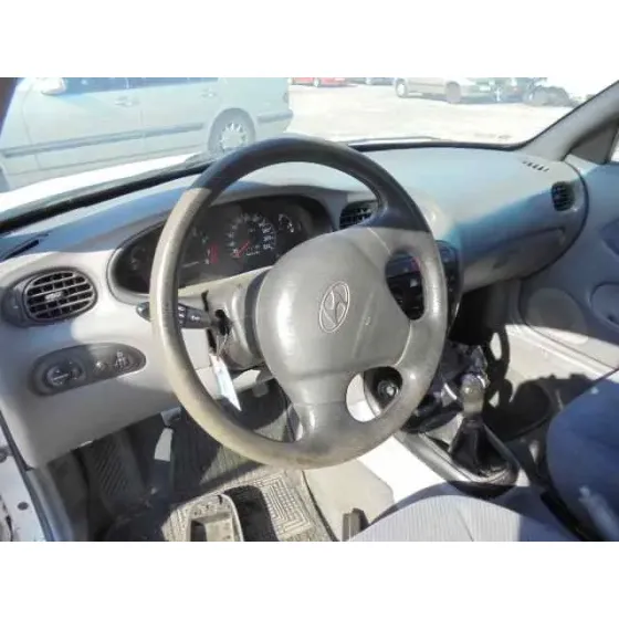 HYUNDAI LANTRA BERLINA (RD) '1999 1.6 GLS BLANCO