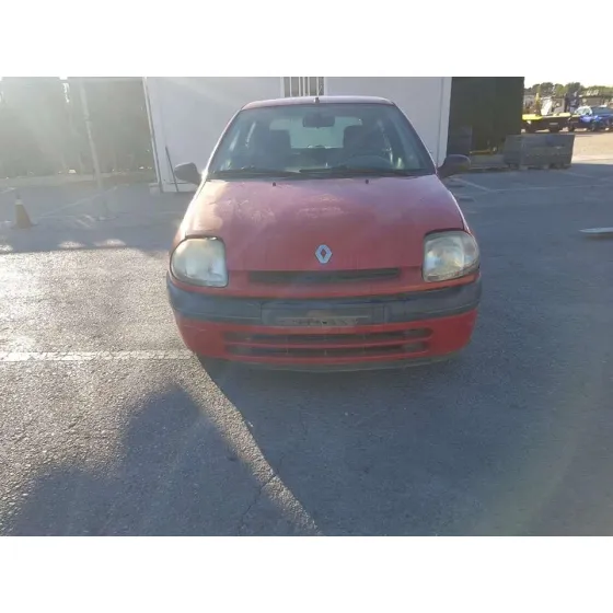 RENAULT CLIO II FASE I (B/CBO) '1998 1.2 ROJO