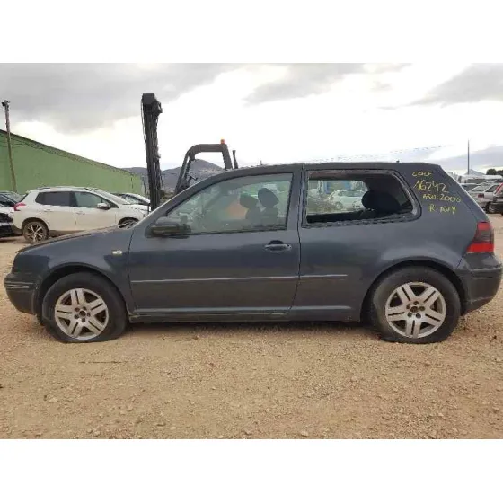 VOLKSWAGEN GOLF IV BERLINA (1J1) '2000 HIGHLINE 4MOTION GRIS OSCURO