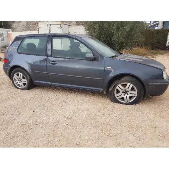 VOLKSWAGEN GOLF IV BERLINA (1J1) '2000 HIGHLINE 4MOTION GRIS OSCURO