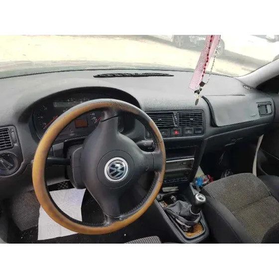 VOLKSWAGEN GOLF IV BERLINA (1J1) '2000 HIGHLINE 4MOTION GRIS OSCURO