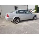 VOLKSWAGEN PASSAT BERLINA (3B2) '1997 BASICO GRIS