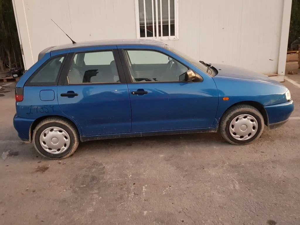 SEAT IBIZA (6K) '1997 BASICO AZUL