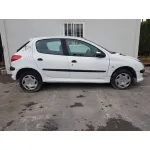 PEUGEOT 206 BERLINA '2000 XT BLANCO
