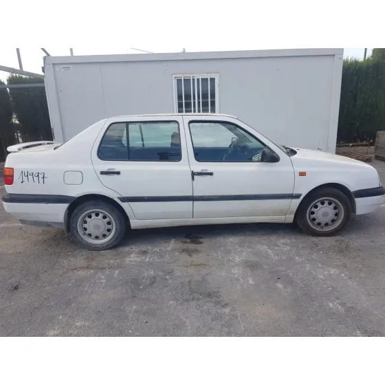 VOLKSWAGEN VENTO (1H2) '1995 CL BLANCO