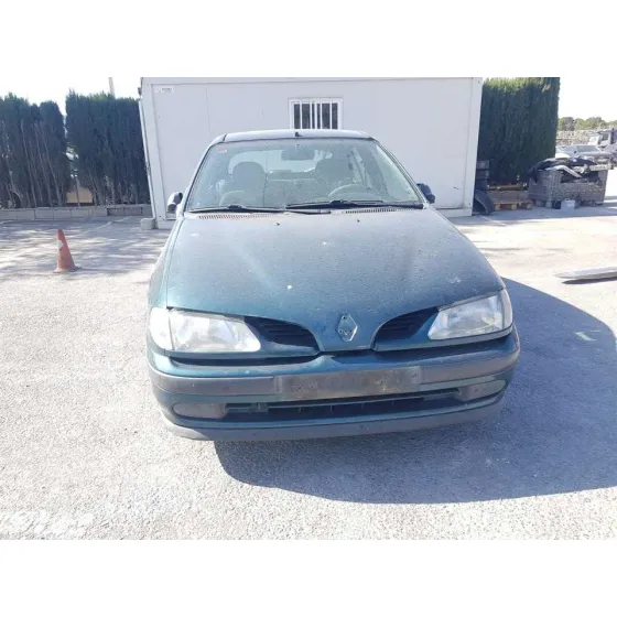 RENAULT MEGANE I BERLINA HATCHBACK (BA0) '1997 1.4E RN (BAOE) VERDE