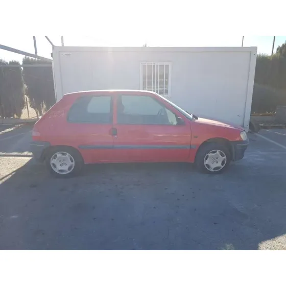 PEUGEOT 106 (S2) '1998 MAX ROJO