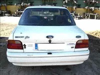 FORD ORION FORD ORION '1992 1.6 16V CAT BLANCO 1990