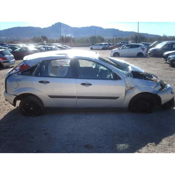 FORD FOCUS BERLINA (CAK) '1999 GHIA GRIS