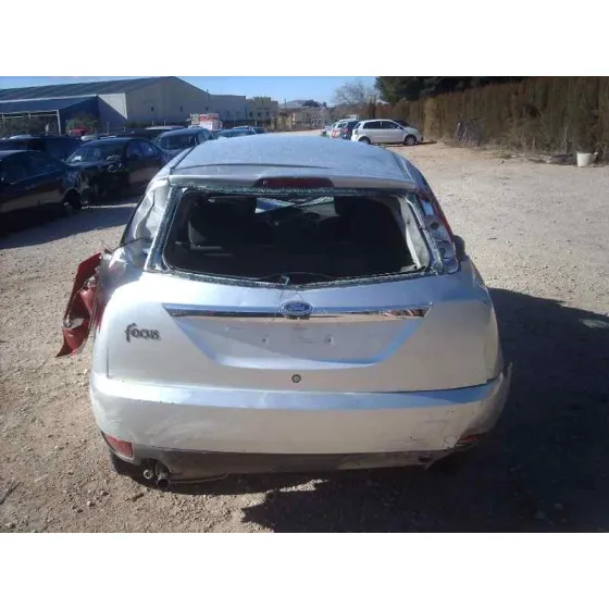 FORD FOCUS BERLINA (CAK) '1999 GHIA GRIS