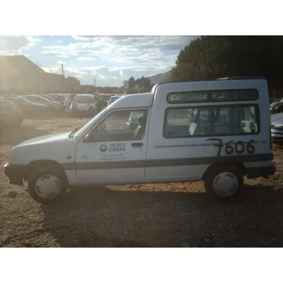 RENAULT RAPID/EXPRESS (F40) '1992 1.6 D FAMILIAR (F404) BLANCO