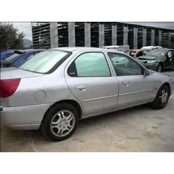 FORD MONDEO BERLINA (GD) '1997 1.8 TURBODIESEL CAT GRIS