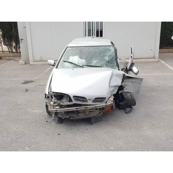 NISSAN PRIMERA BERLINA (P11) '1997 SLX GRIS