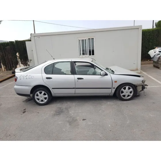 NISSAN PRIMERA BERLINA (P11) '1997 SLX GRIS
