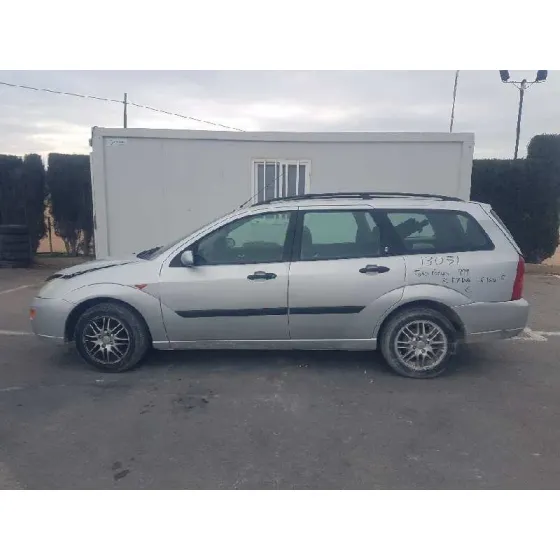 FORD FOCUS TURNIER (CAK) '1999 AMBIENTE GRIS