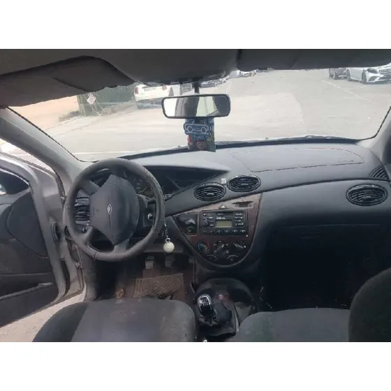 FORD FOCUS TURNIER (CAK) '1999 AMBIENTE GRIS