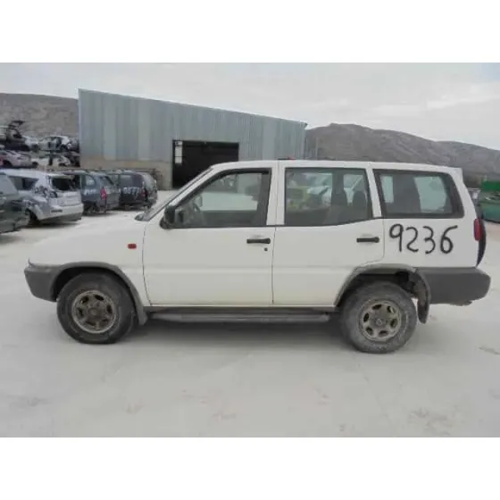NISSAN TERRANO/TERRANO.II (R20) '1995 SLX FAMILIAR BLANCO