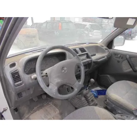 NISSAN TERRANO/TERRANO.II (R20) '1995 SLX FAMILIAR BLANCO