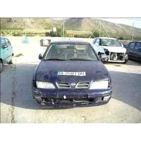 NISSAN PRIMERA BERLINA (P11) '1996 GX AZUL