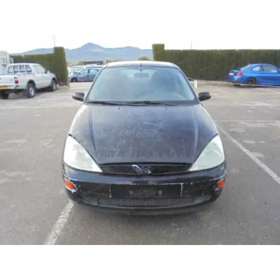 FORD FOCUS BERLINA (CAK) '2000 AMBIENTE NEGRO