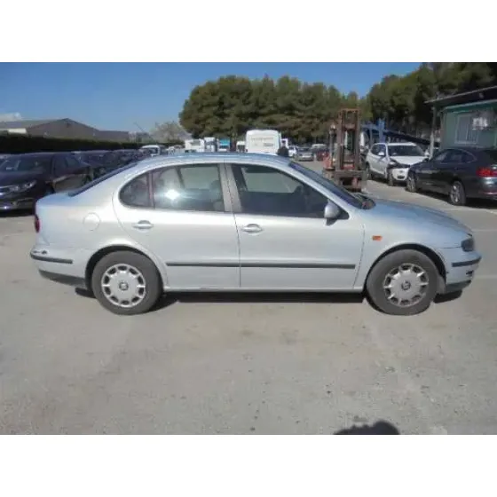 SEAT TOLEDO (1M2) '2000 SELECT GRIS