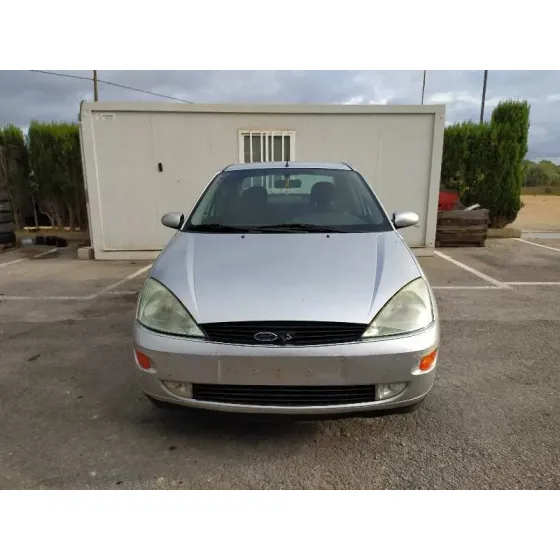 FORD FOCUS BERLINA (CAK) '1999 GHIA GRIS