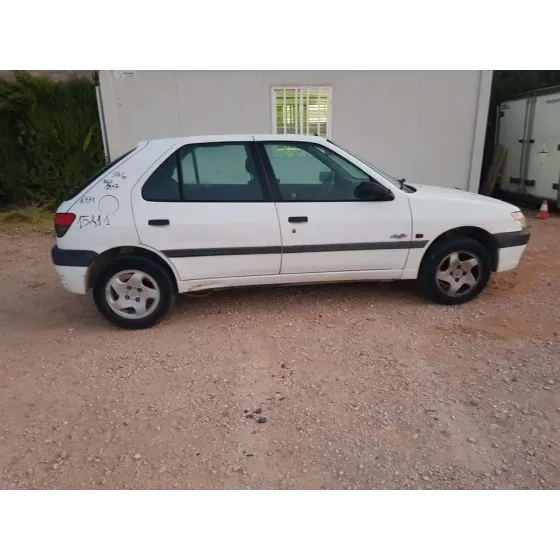 PEUGEOT 306 BERLINA 3/4/5 PUERTAS (S2) '1997 GRAFFIC BLANCO