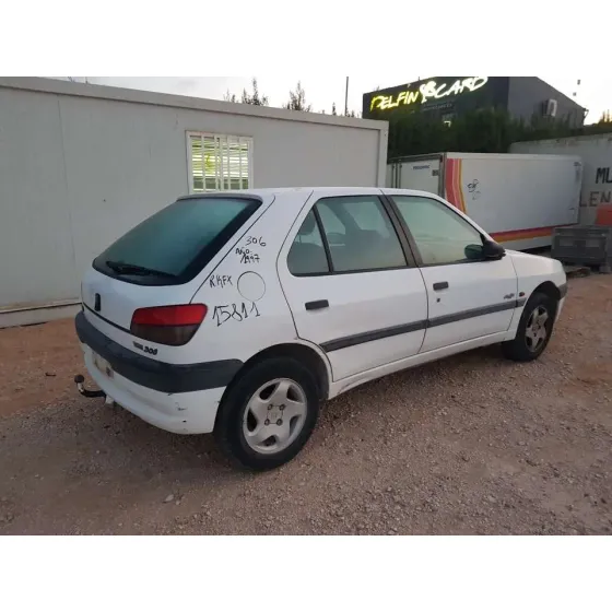 PEUGEOT 306 BERLINA 3/4/5 PUERTAS (S2) '1997 GRAFFIC BLANCO