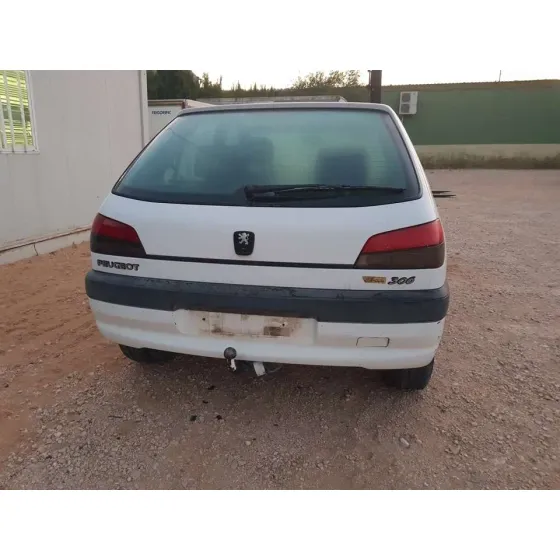 PEUGEOT 306 BERLINA 3/4/5 PUERTAS (S2) '1997 GRAFFIC BLANCO