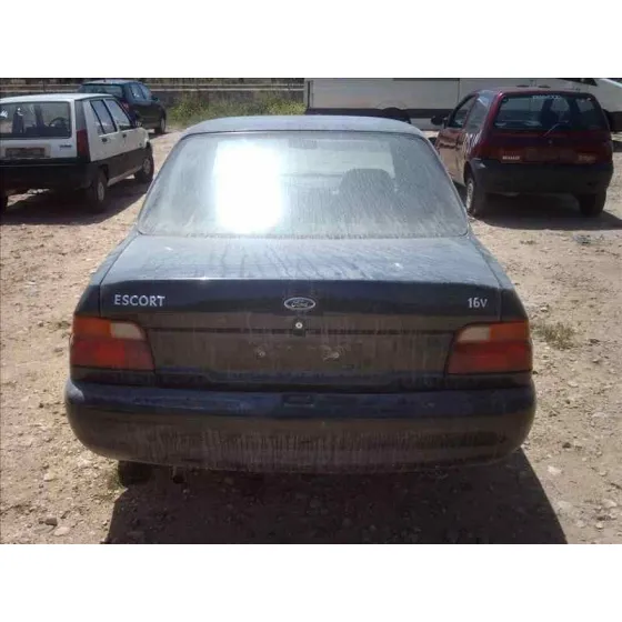 FORD ESCORT BERL./TURNIER '1995 ATLANTA BERLINA VERDE