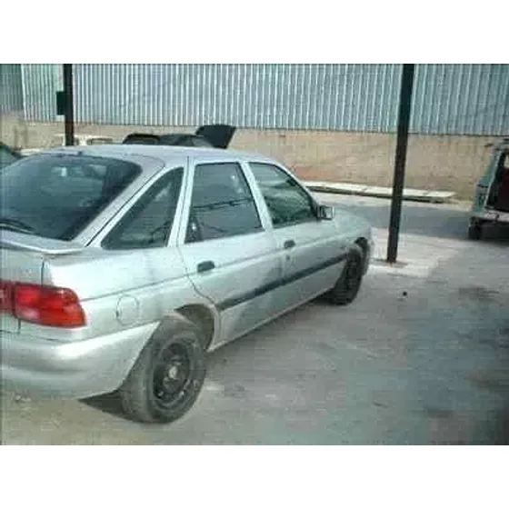 FORD ESCORT BERL./TURNIER '1995 1.8 TURBODIESEL CAT GRIS