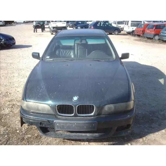 BMW SERIE 5 BERLINA (E39) '1995 525TD VERDE