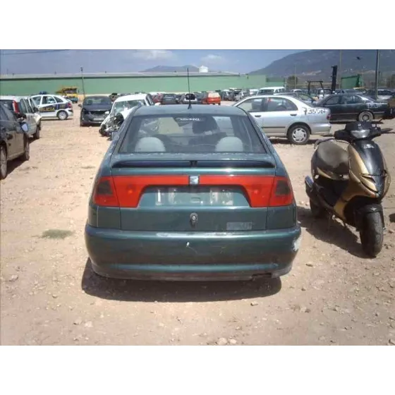 SEAT CORDOBA BERLINA (6K2) '1993 DREAM VERDE