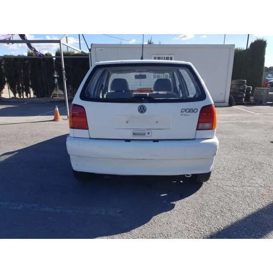 VOLKSWAGEN POLO BERLINA (6N1) '1995 BASICO BLANCO