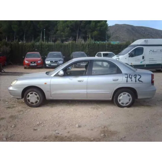 DAEWOO NUBIRA BERLINA '1997 1.6 CAT GRIS