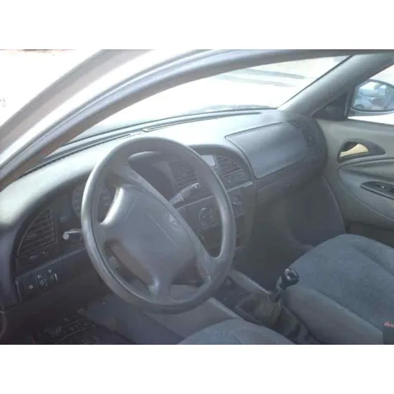 DAEWOO NUBIRA BERLINA '1997 1.6 CAT GRIS