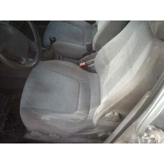 DAEWOO NUBIRA BERLINA '1997 1.6 CAT GRIS