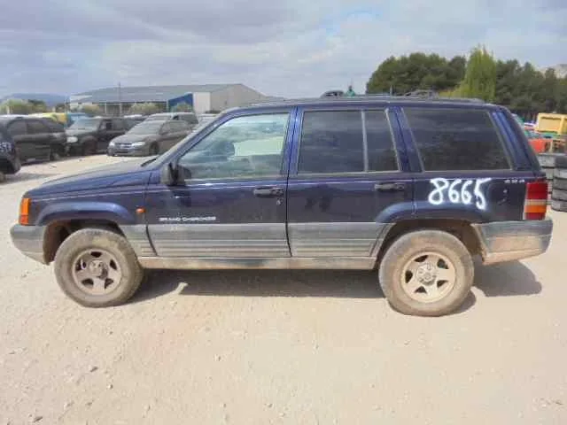 JEEP GR.CHEROKEE (ZJ)/(Z) JEEP GR.CHEROKEE (ZJ)/(Z) '1998 2.5 TD LAREDO (Z) AZUL 1995