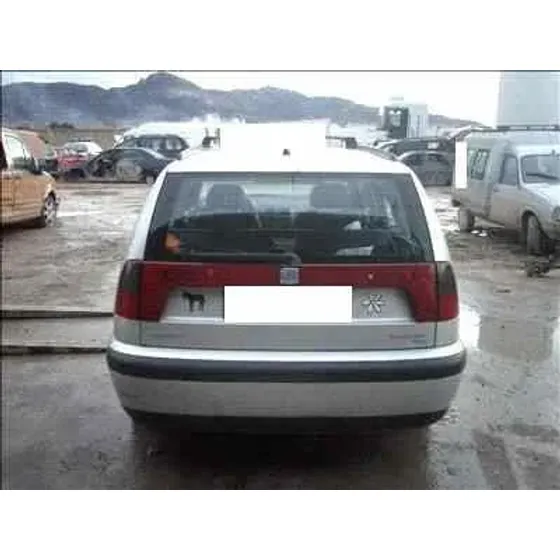 SEAT CORDOBA VARIO (6K5) '1999 SIGNO GRIS