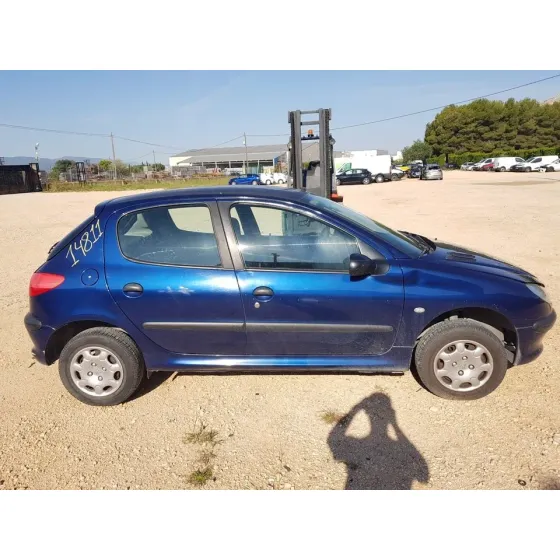 PEUGEOT 206 BERLINA '2000 XS AZUL